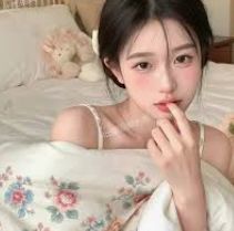 麻豆啊传媒app黄版-领略创意新视角，成人影像平台的两面性探究